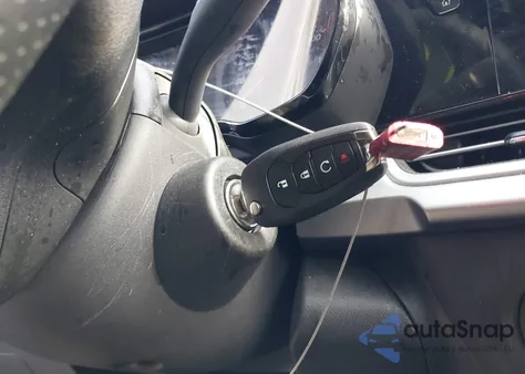 2024 Chevrolet Trax Fwd 1Rs z USA, uszkodzony, nr VIN KL77LGE22RC223836